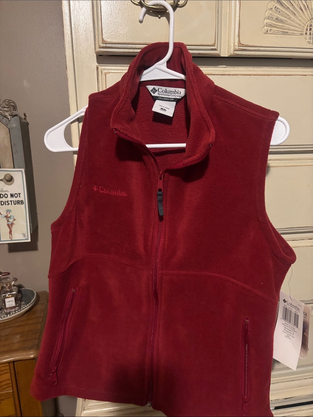 Columbia Women's Deep Red Fleece Vest